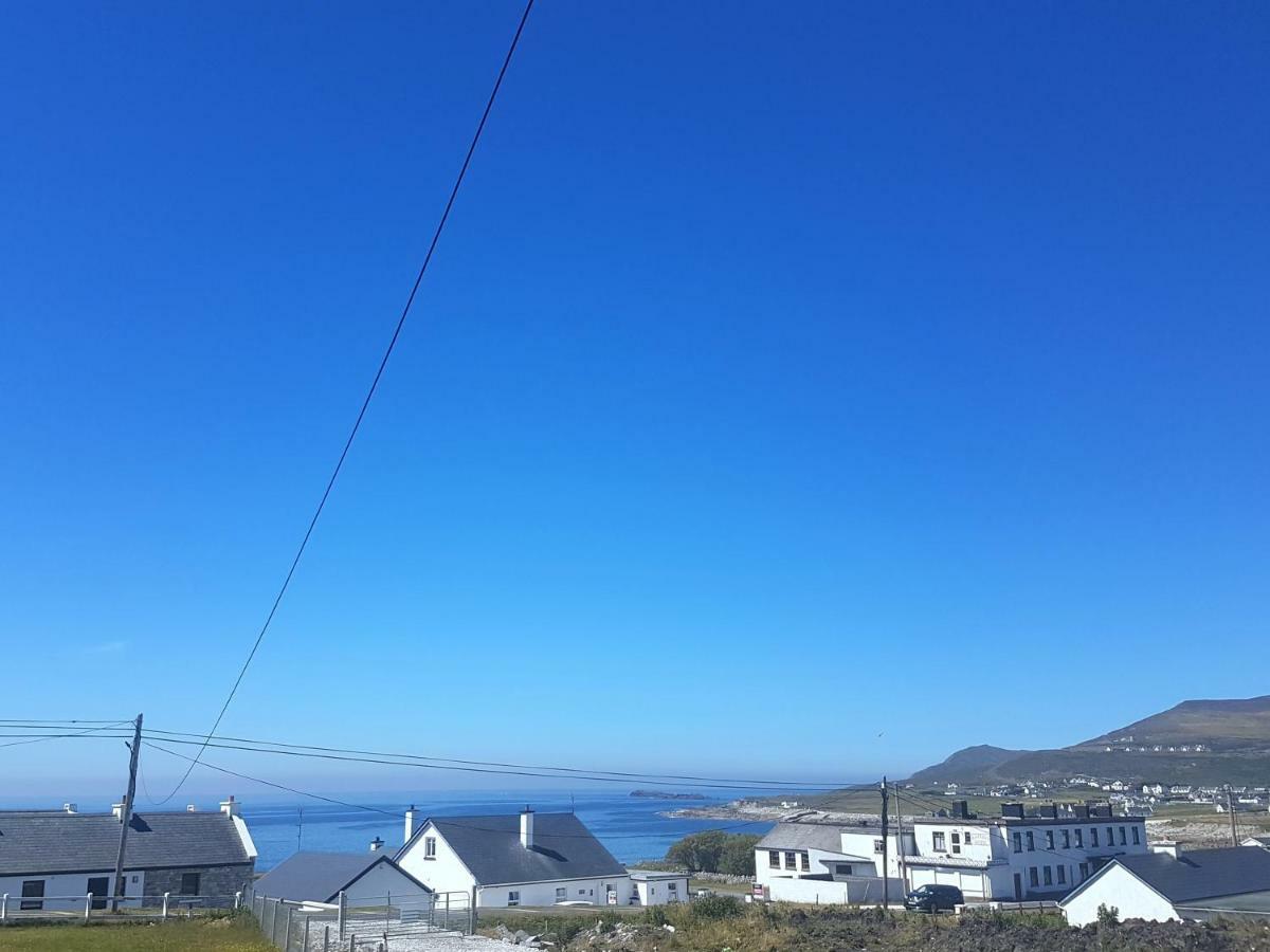 Wild Atlantic Way Cottage Dooagh Bagian luar foto